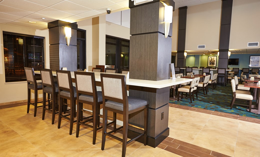 Candlewood Suites Hotel