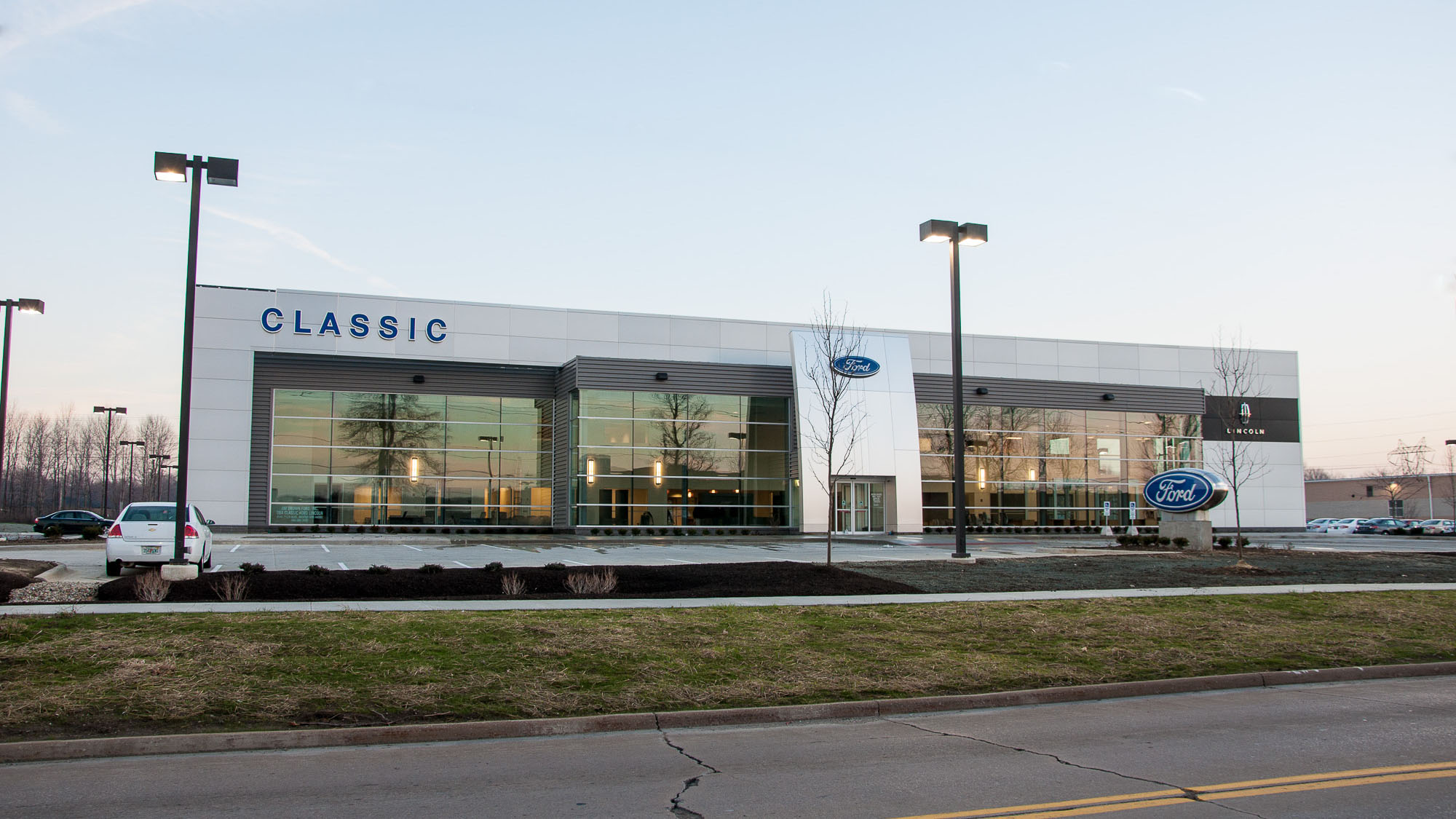 Lincoln Dealerships