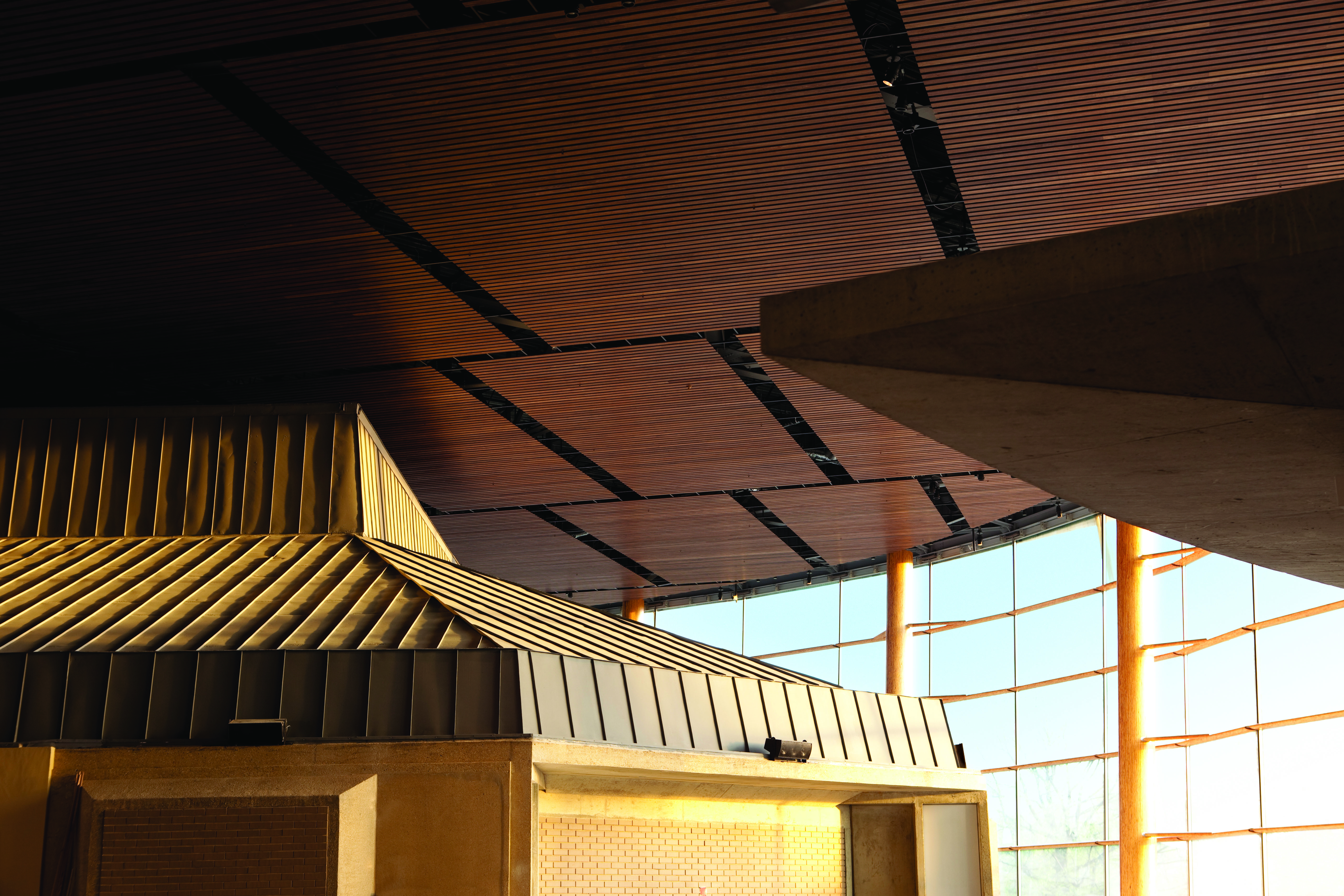 Arena Stage Wood Clgs